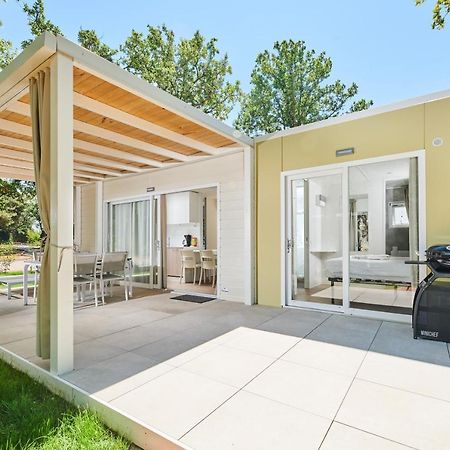 Camping Ulika Mobile Homes - Naturist Červar-Porat Екстериор снимка